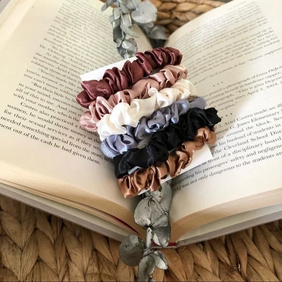 6 PC | Satin Hair Ties - Picture 1 of 3